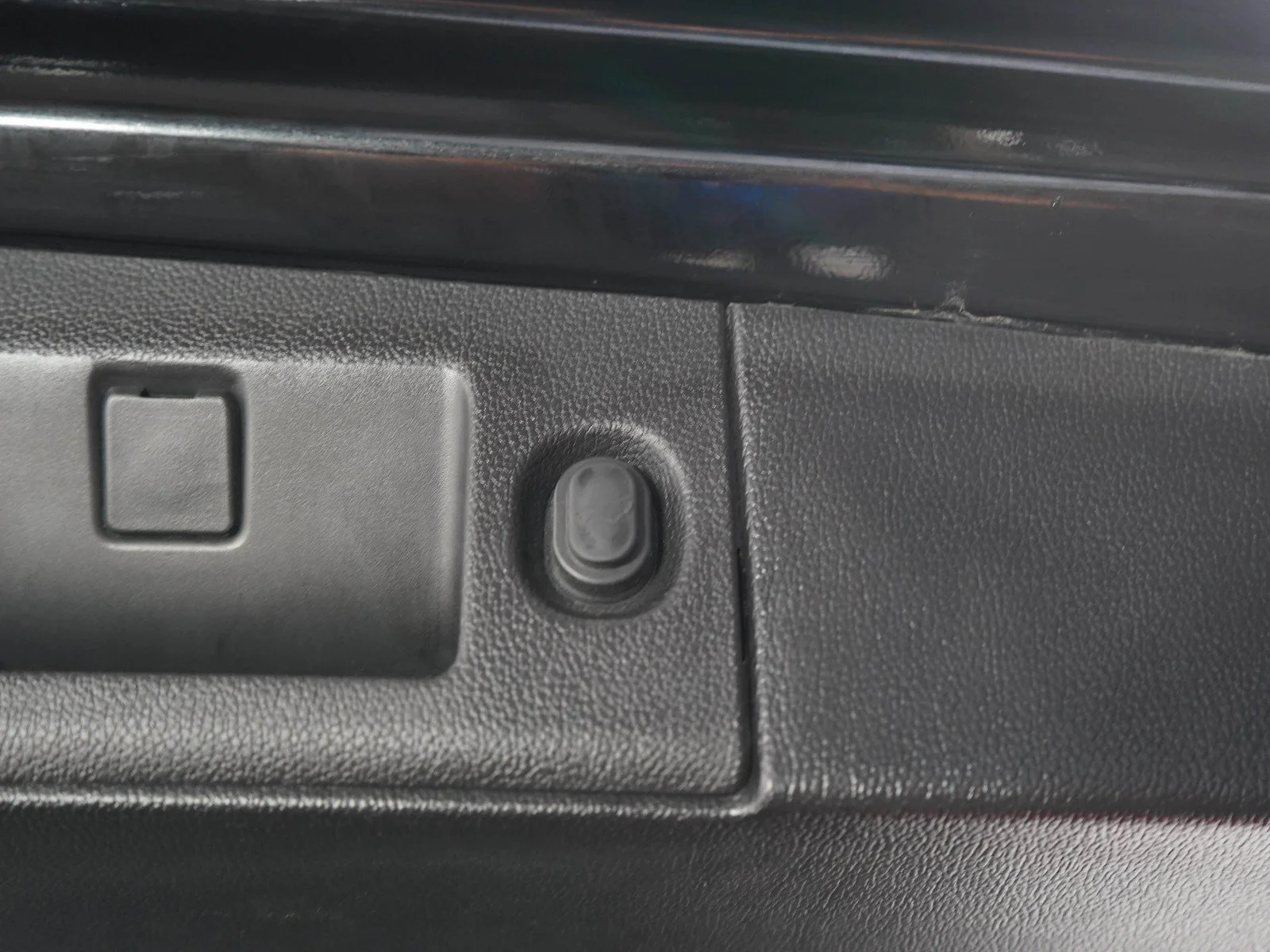 Used 2020 Black Chevrolet LT image 18