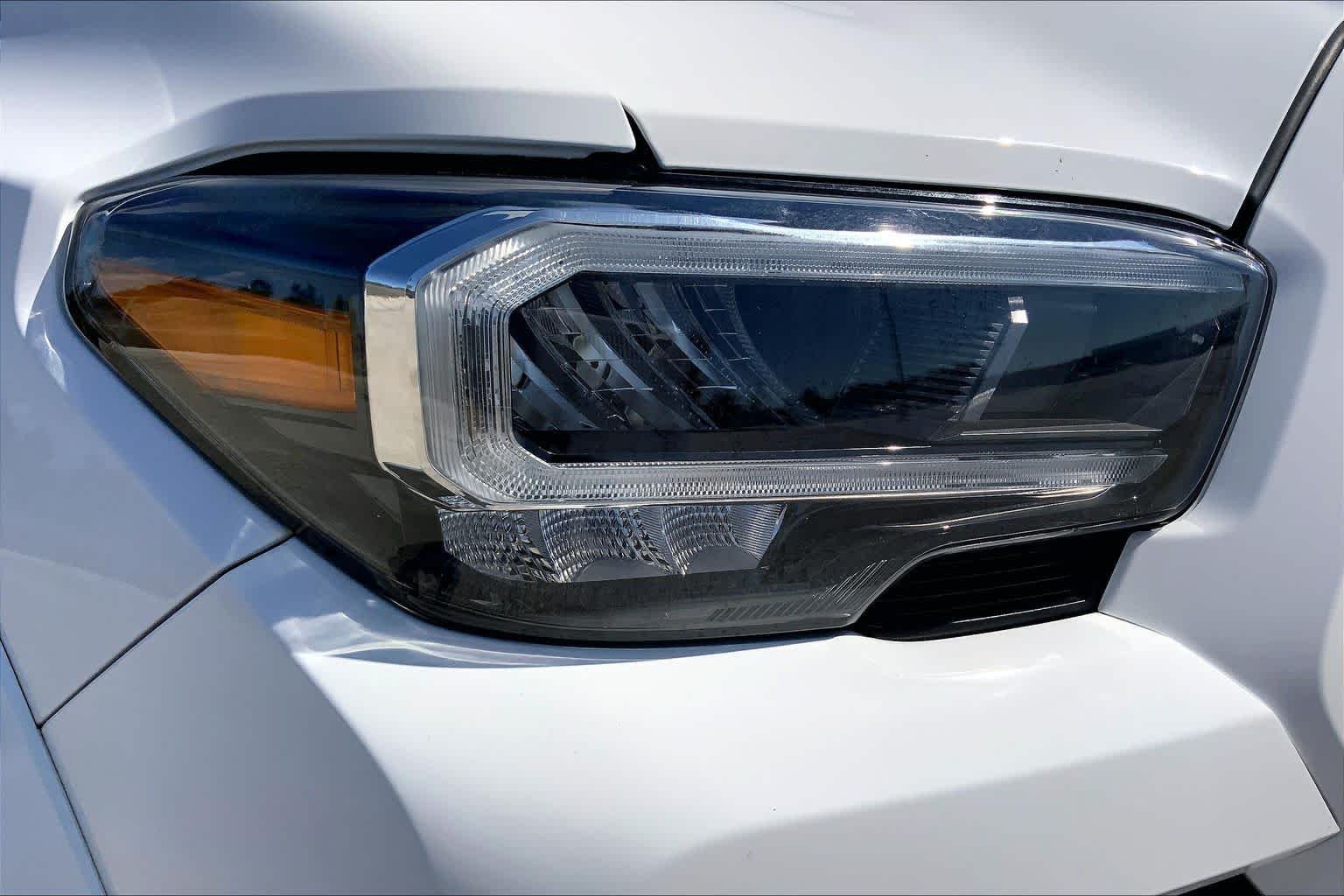 Used 2022 White Toyota TRD Sport image 27