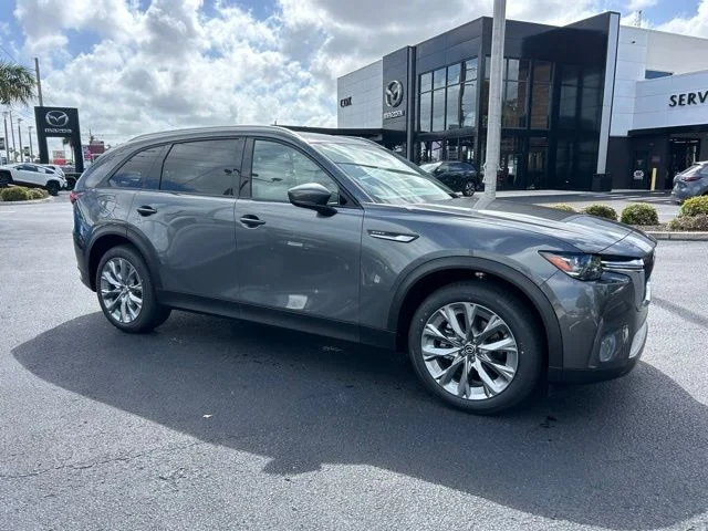 2026 Mazda CX-90 PHEV Preferred Package's photo