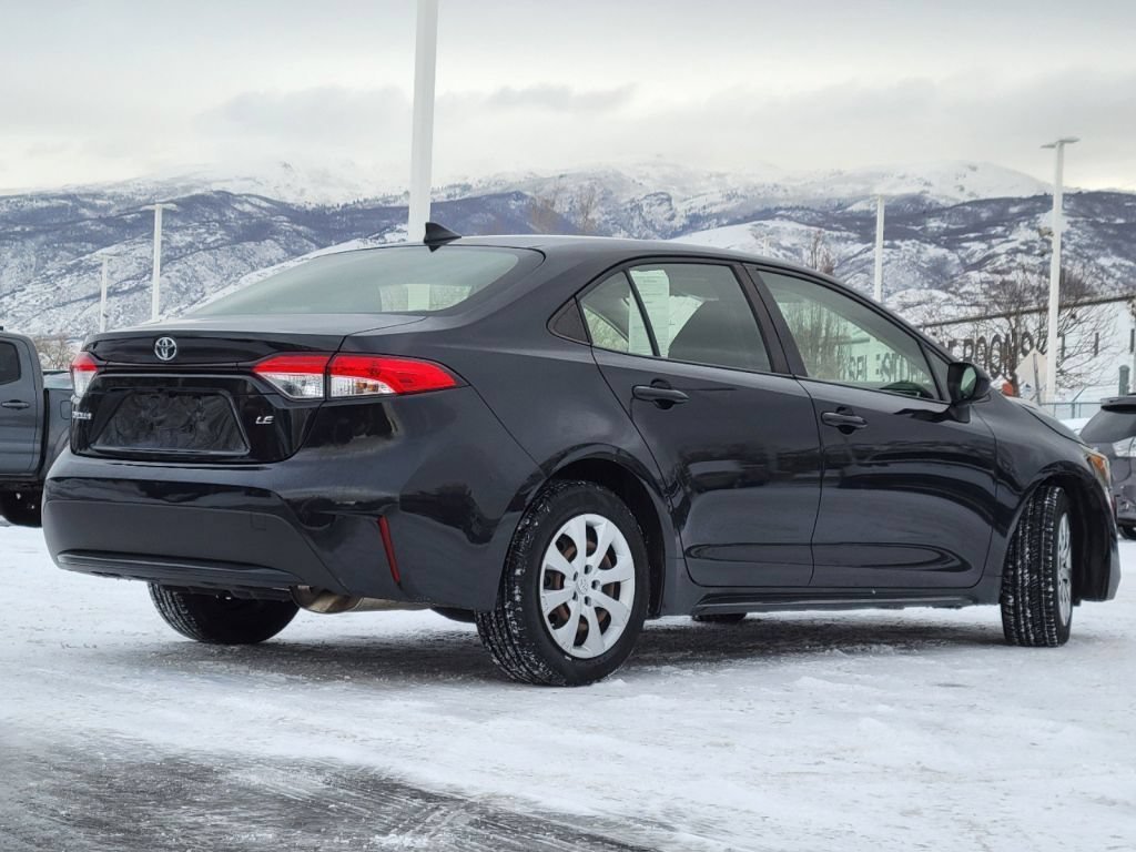 Used 2020 Black Sand Pearl Toyota LE image 21
