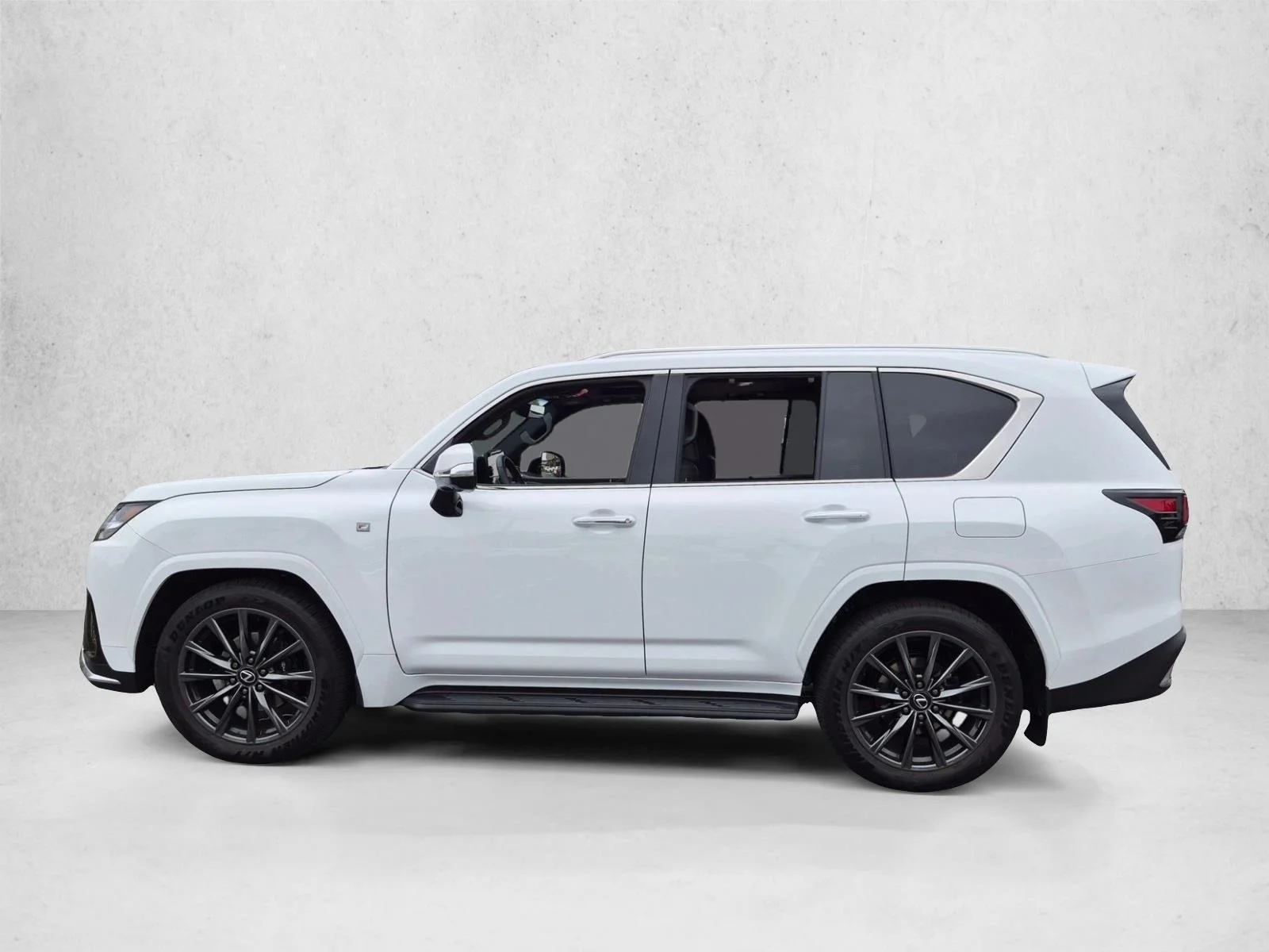 Used 2026 Ultra White Lexus LX 600 F SPORT Handling image 10