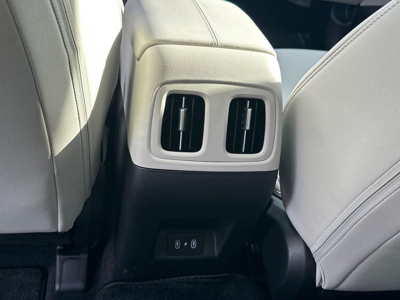 2025 Hyundai Tucson SEL Convenience - Photo 31
