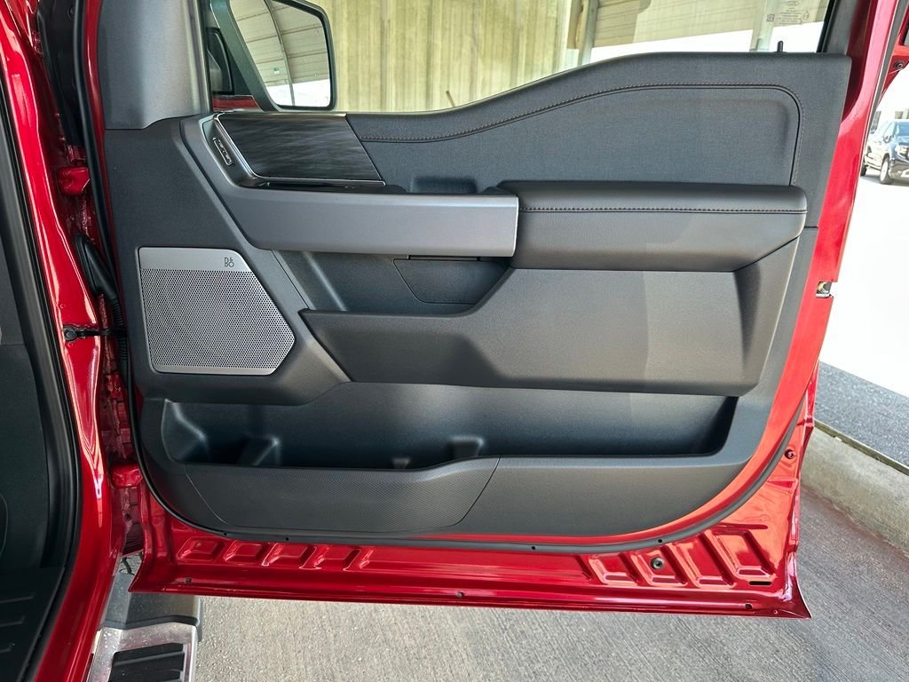 Used 2025 Red Ford Lariat image 38