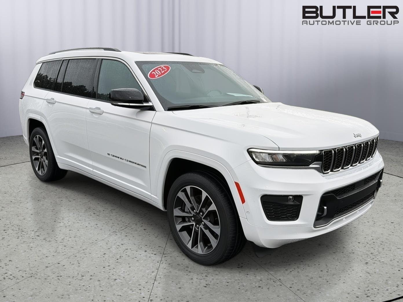 Used 2023 Bright White Clearcoat Jeep Overland image 8