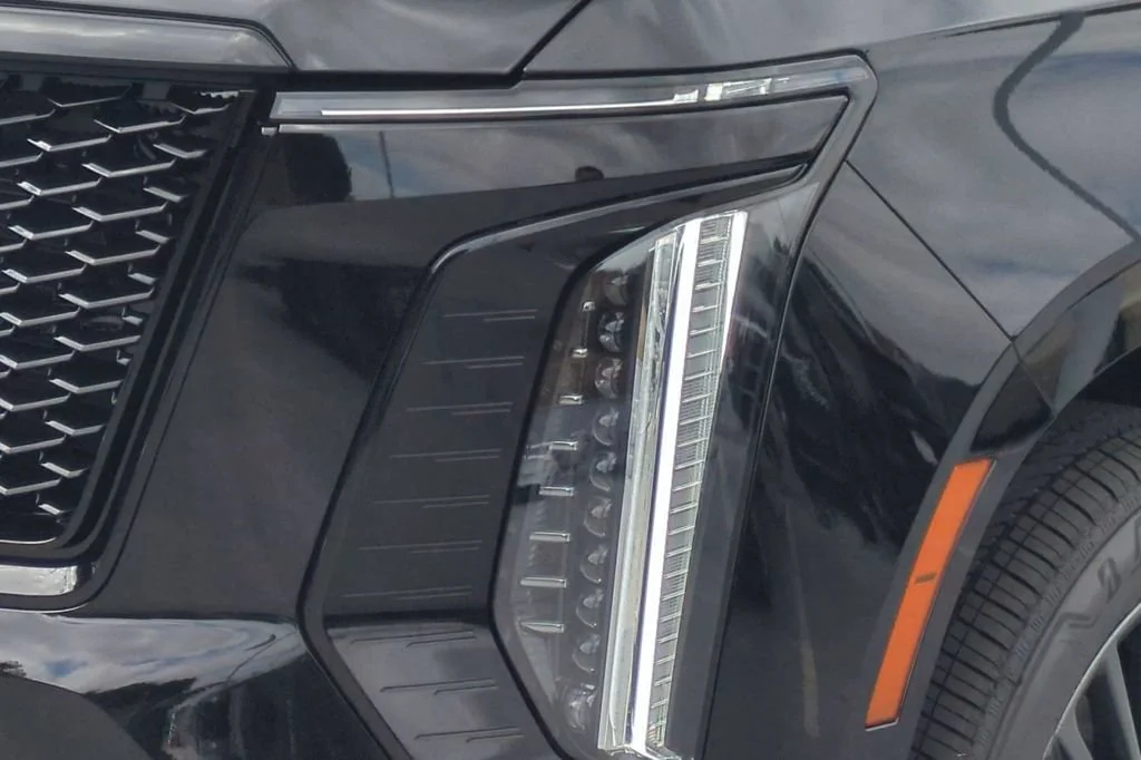 2026 Cadillac Escalade Platinum Sport - Photo 17