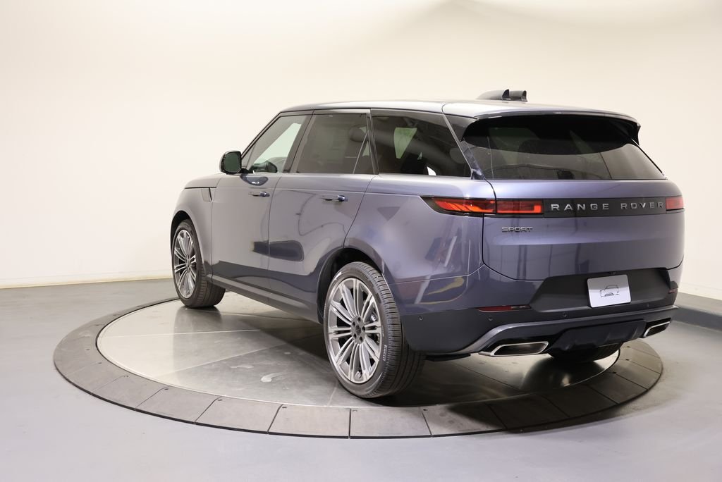 New 2026 Varesine Blue Land Rover SE image 3