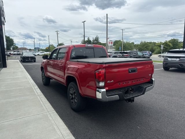 Used 2022 Red Toyota SR5 image 5