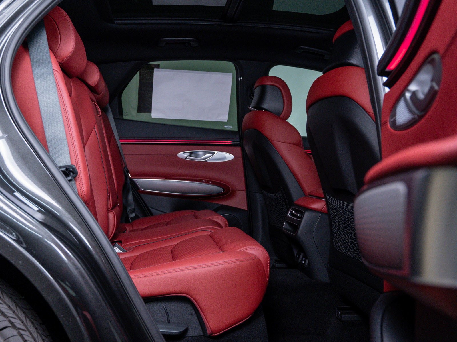 2026 GENESIS GV70 Sport Advanced - Photo 12