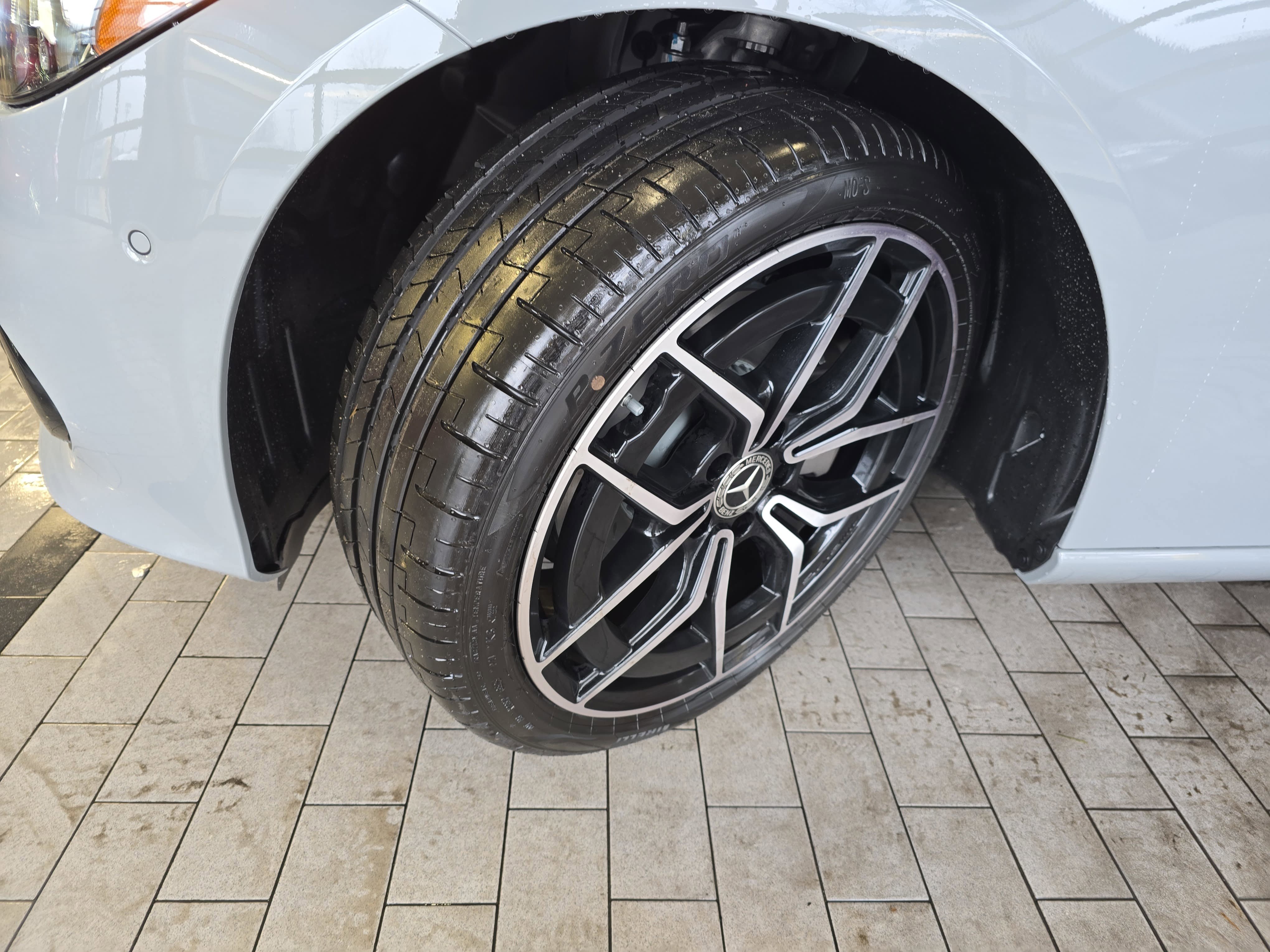 New 2026 MANUFAKTUR Alpine Grey Mercedes-Benz C300 image 33