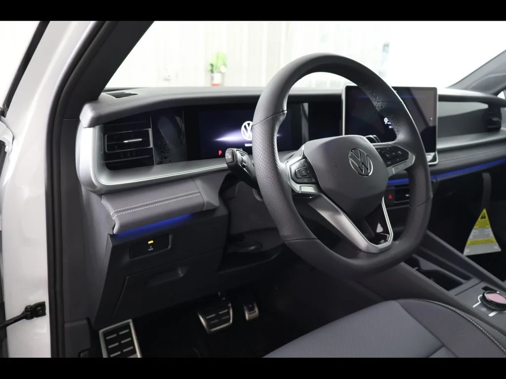 New 2026 White/off-white Volkswagen 2.0T SE R-Line Black image 12