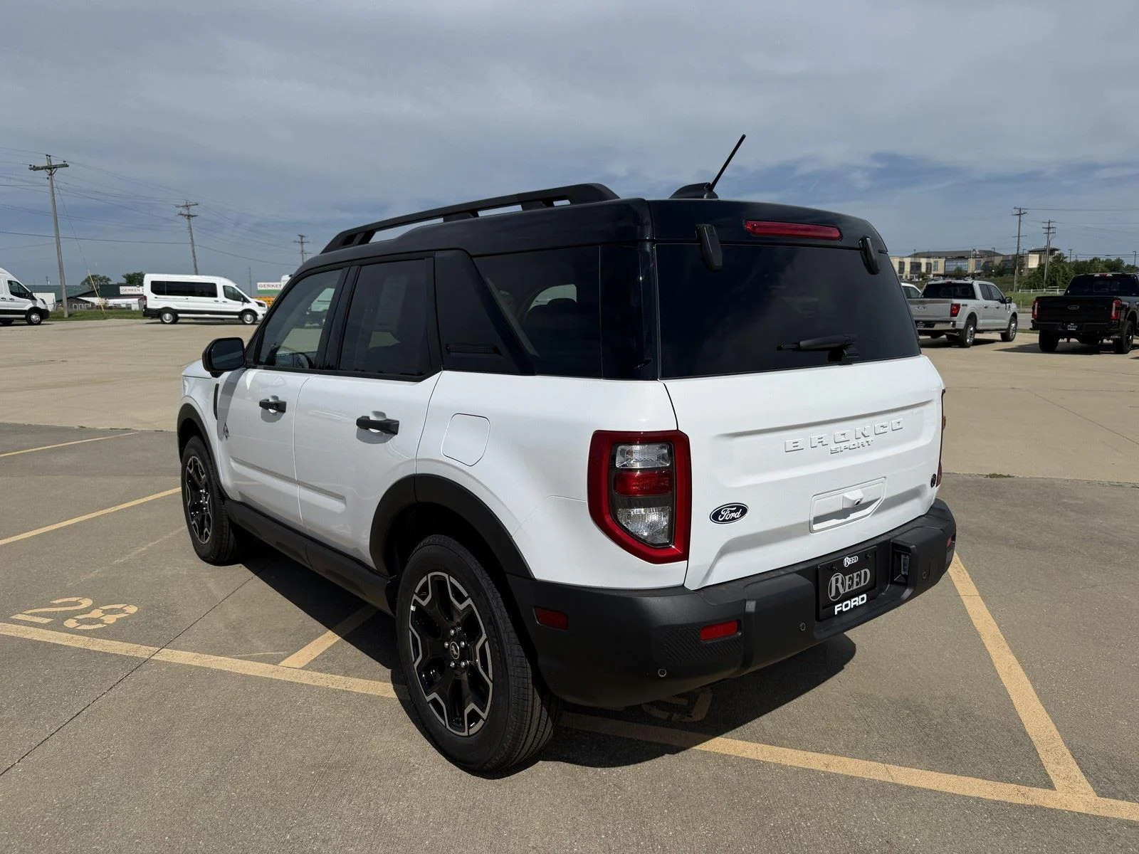 New 2026 Oxford White Ford Outer Banks® image 7