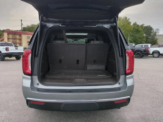 Used 2023 Silver GMC SLT image 34
