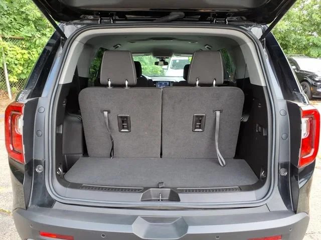 2023 GMC Acadia SLE - Photo 13