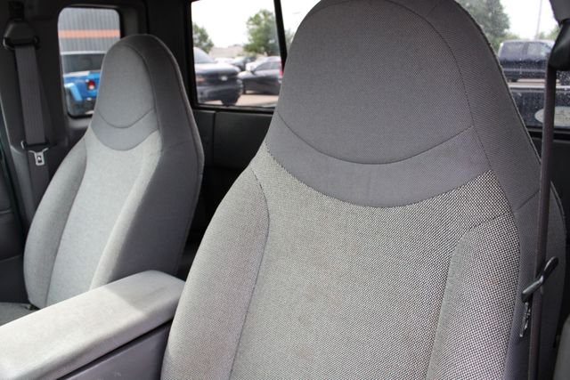 Used 2000 Green Ford XLT image 4