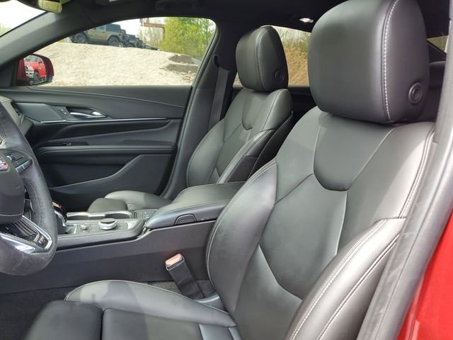 Used 2022 Red Cadillac V-Series image 15