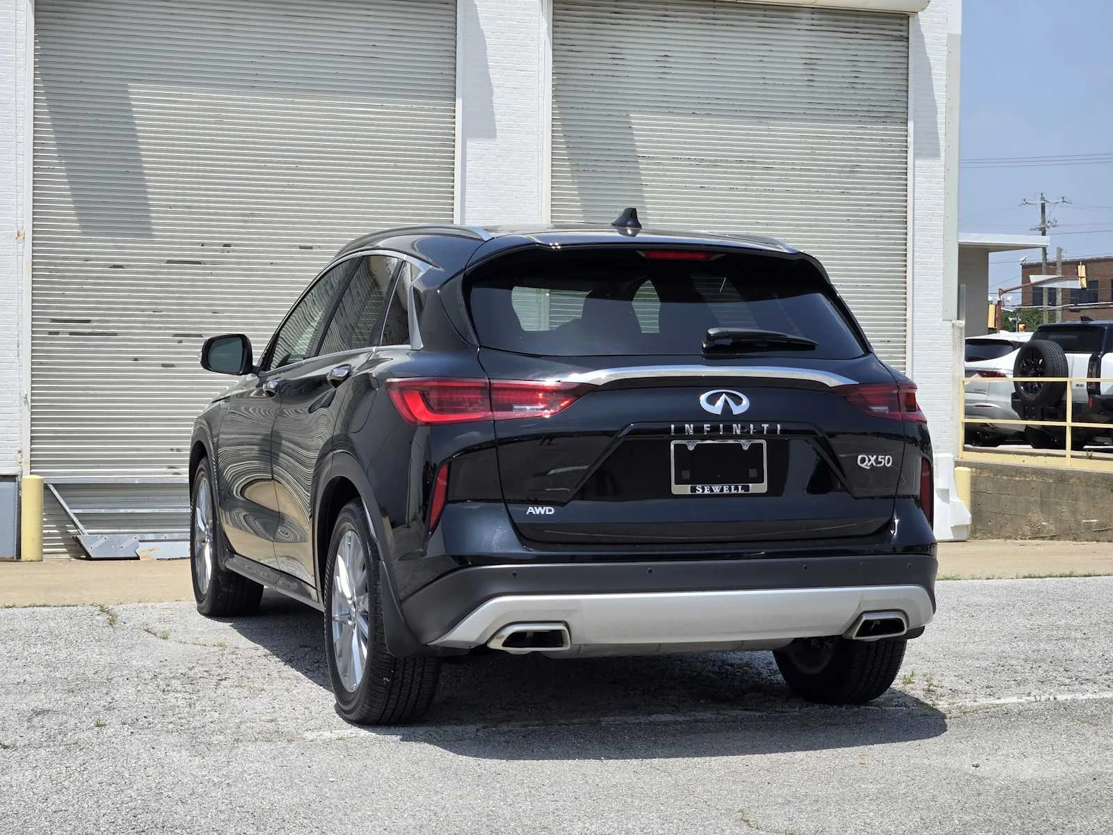 Certified Used 2025 Black Obsidian INFINITI LUXE image 7