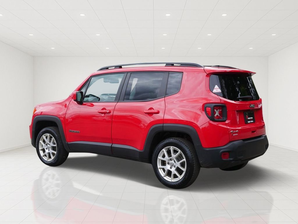 Certified Used 2020 Red Jeep Latitude image 5