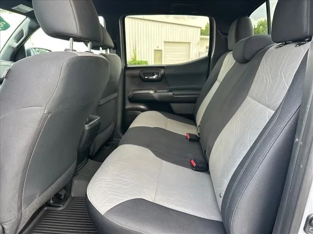Used 2021  Toyota TRD Off-Road image 17
