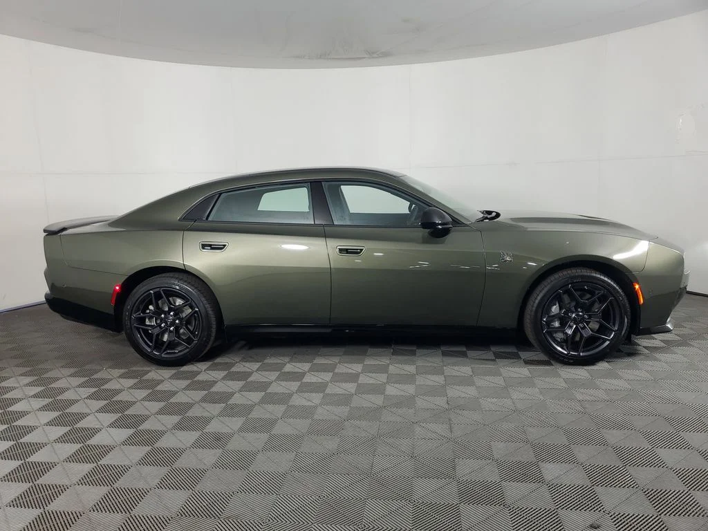 New 2026 Green Machine Exterior Paint Dodge R/T Scat Pack image 3