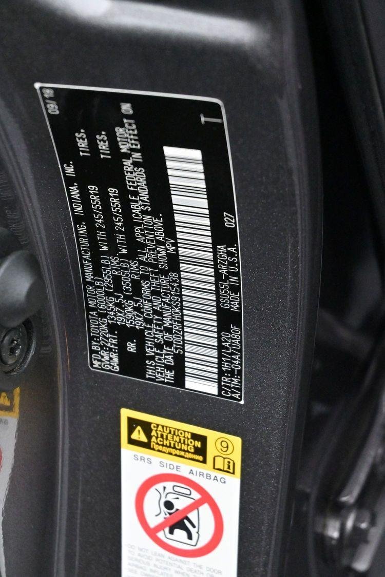 Used 2019 Predawn Gray Mica Toyota Limited image 45