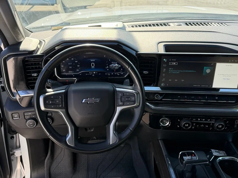 Used 2024 Summit White Chevrolet RST image 14