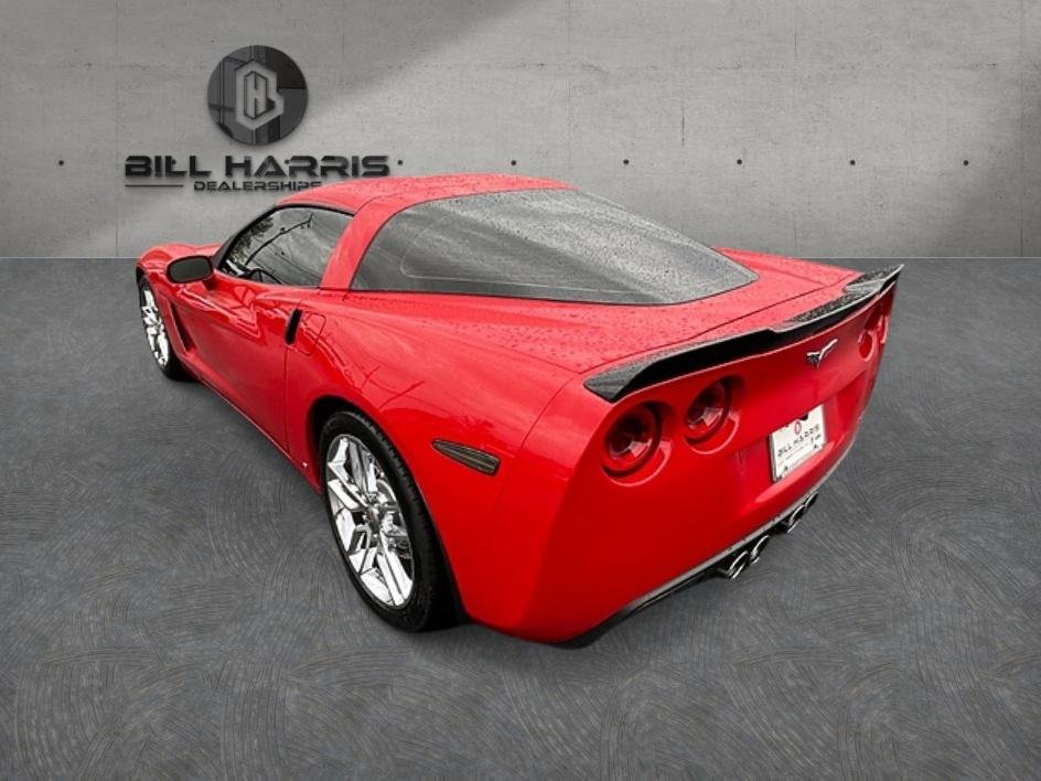 Used 2009 Red Chevrolet Base image 8