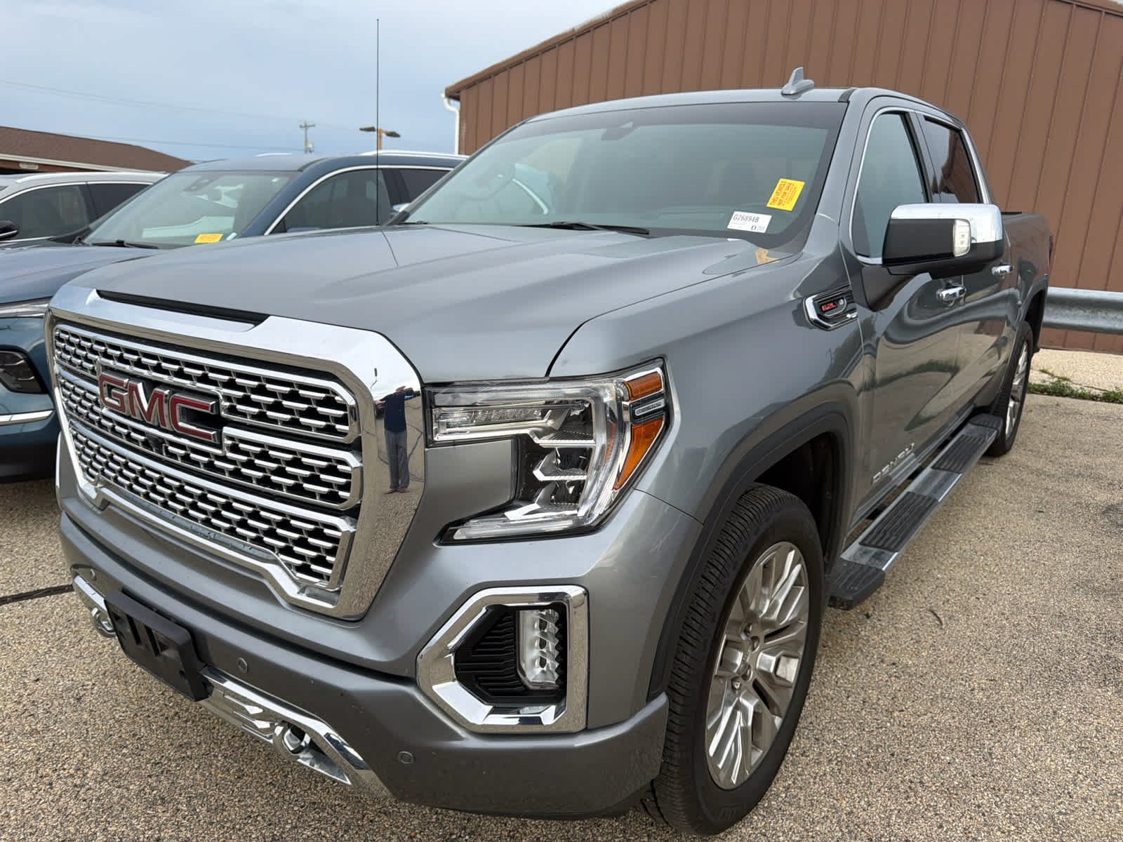 Used 2020 SATIN STEEL METALLIC GMC Denali image 1