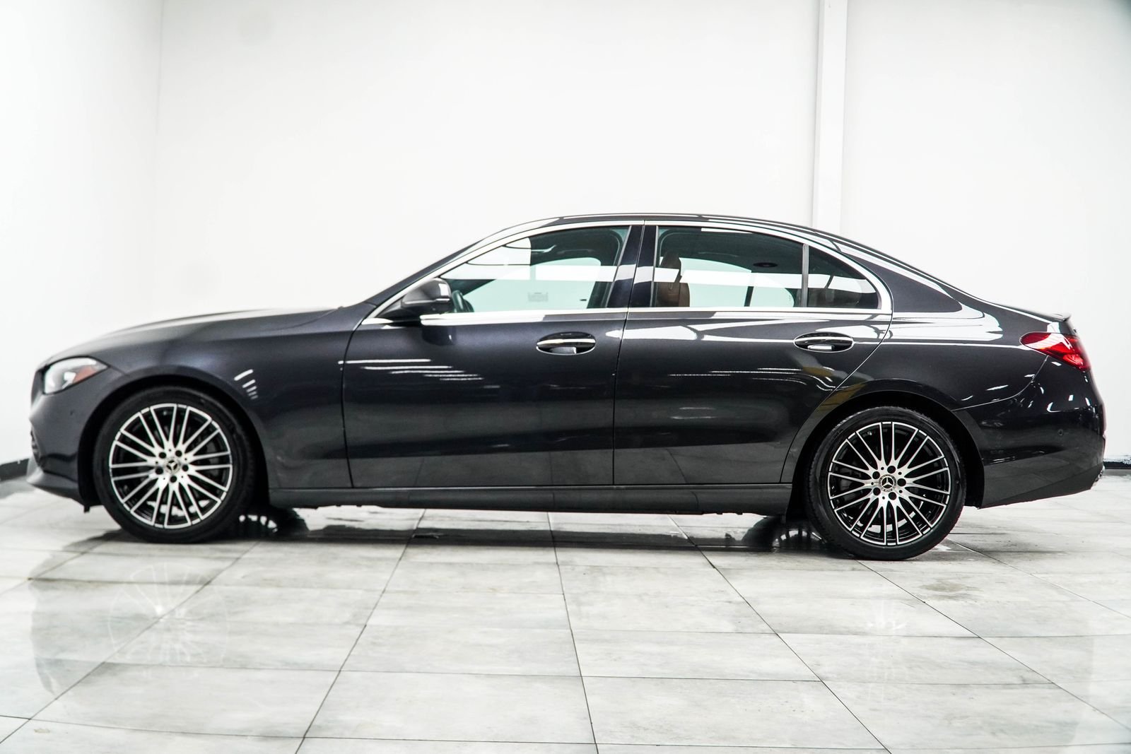 Used 2024 Gray Mercedes-Benz C 300 image 11