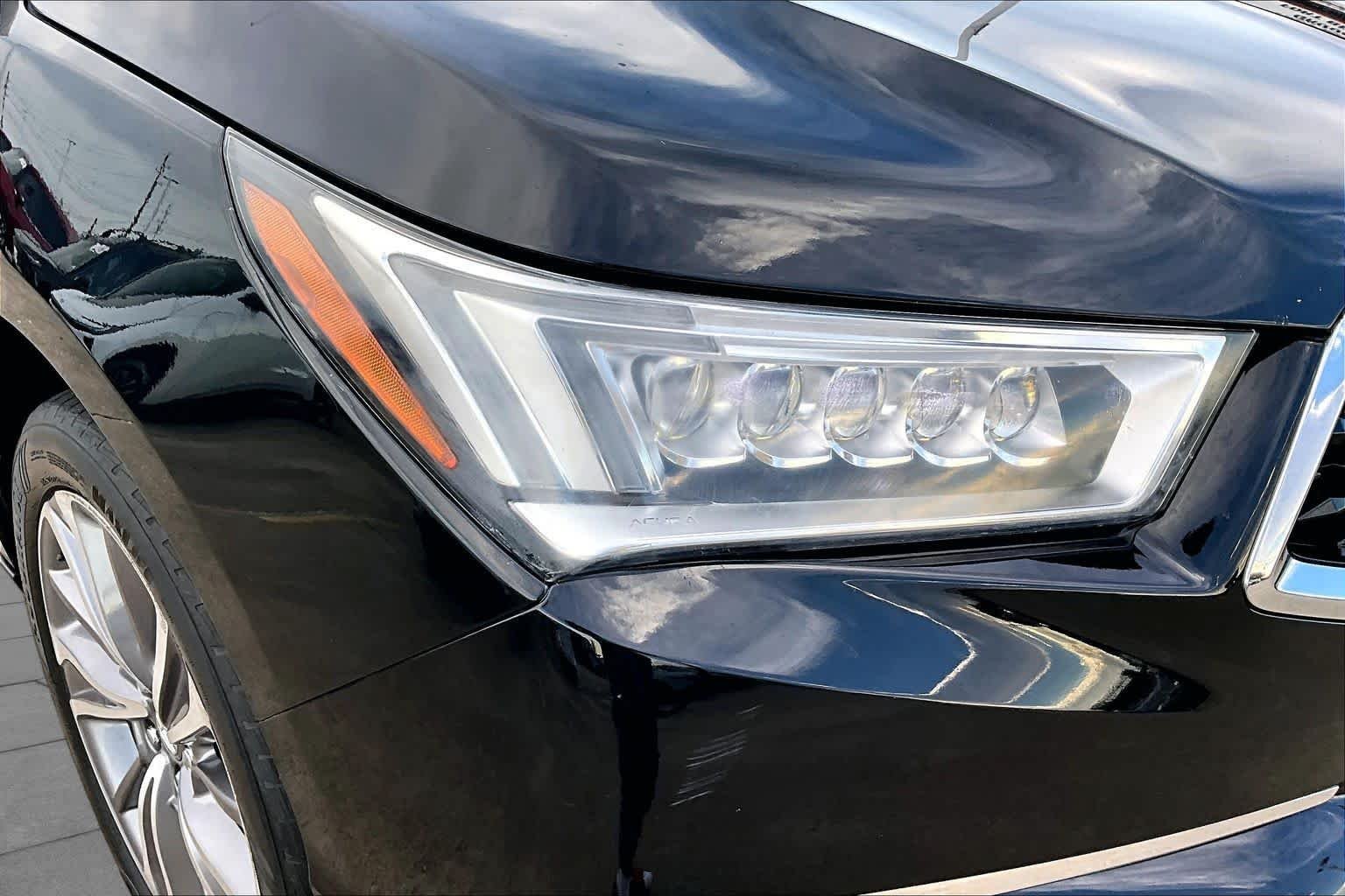 Used 2018 Crystal Black Pearl Acura w/Technology Pkg image 28