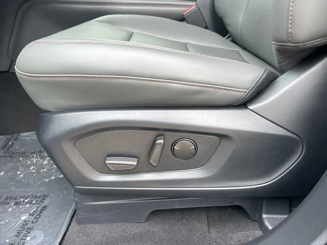 New 2026 Agate Black Metallic Ford Active image 13