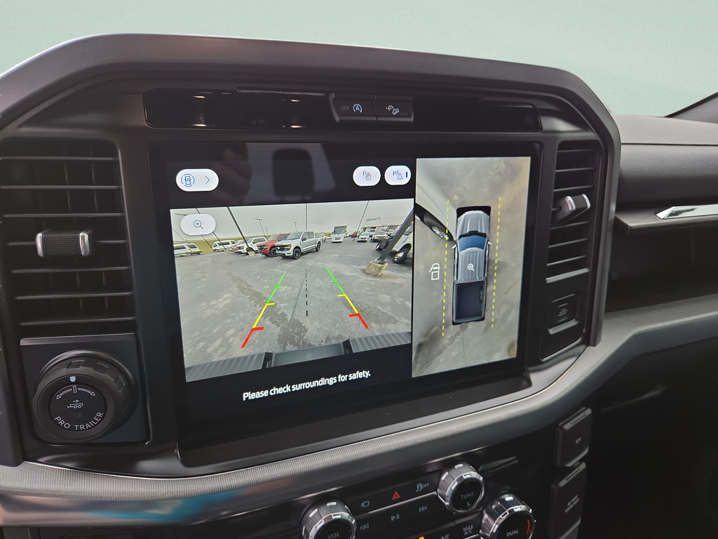 New 2026 Oxford White Ford Lariat® image 24