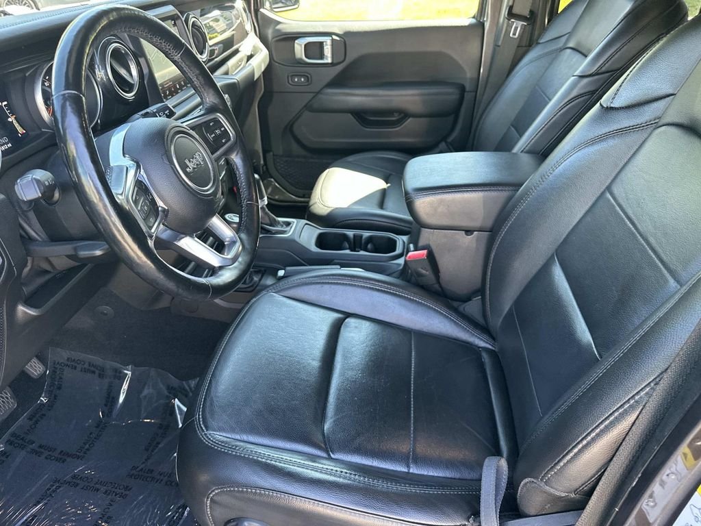 Used 2020 Crystal Metallic Jeep Unlimited Sahara Altitude image 17