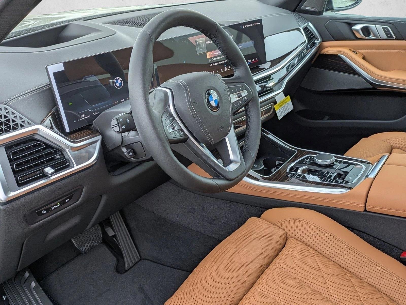 Used 2026 Manhattan Green Metallic BMW xDrive40i image 3