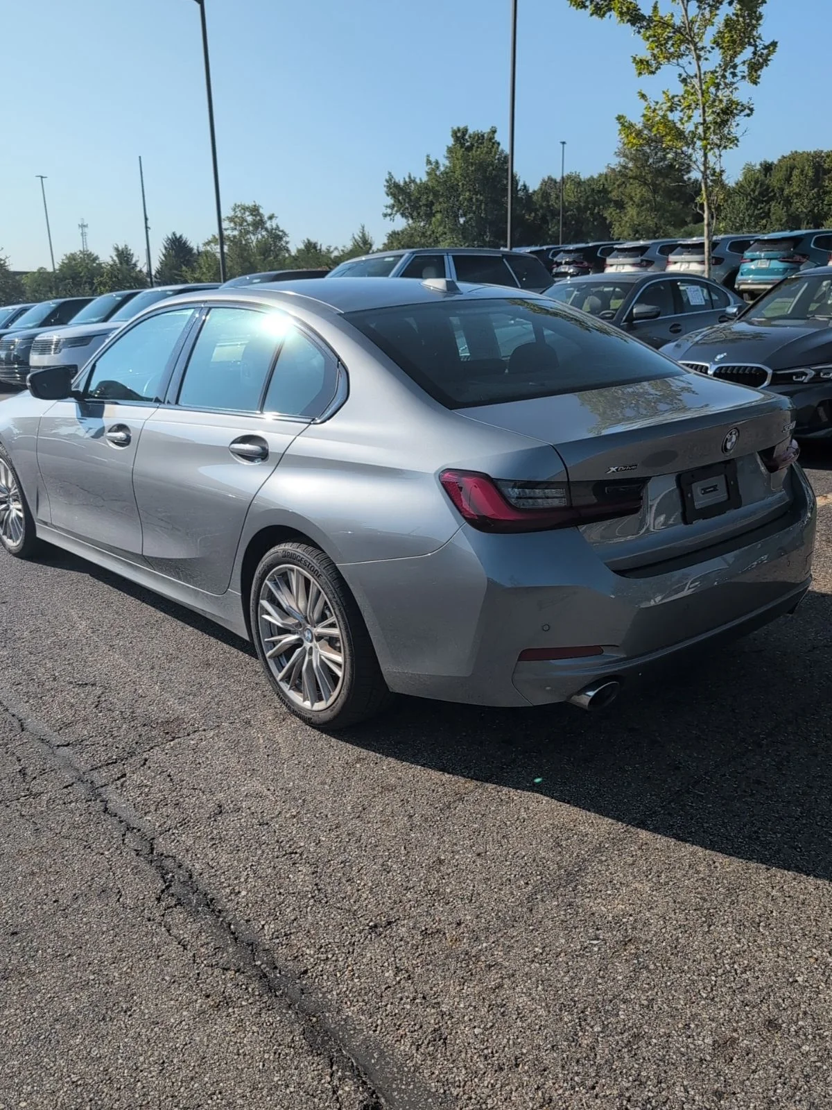 Used 2023 Gray BMW  image 2