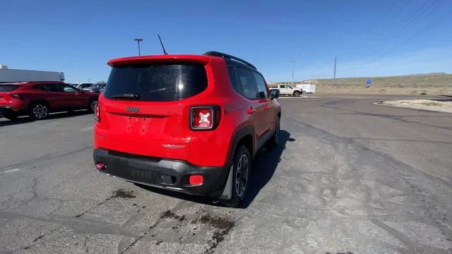 Used 2017 Colorado Red Jeep Trailhawk image 8