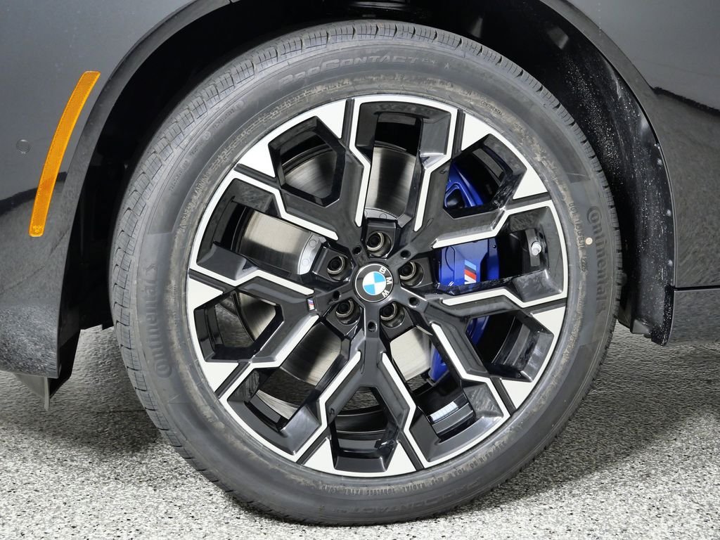 Certified Used 2026 Black Sapphire Metallic BMW M50 xDrive image 21