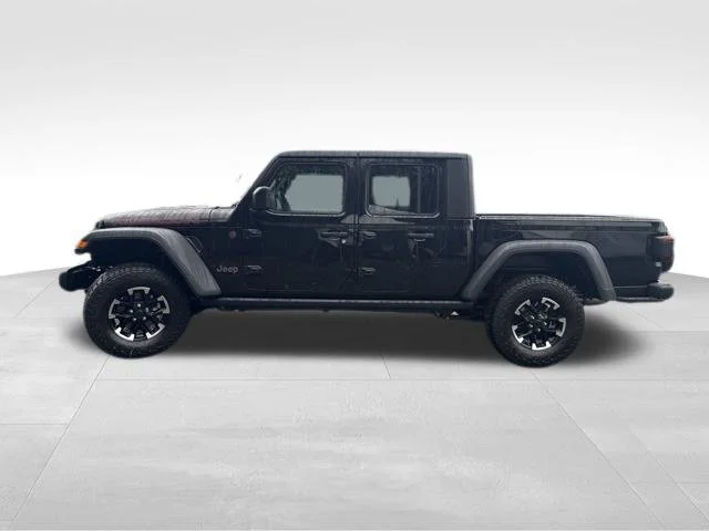 New 2026 Black Clear-Coat Exterior Paint Jeep Rubicon image 4