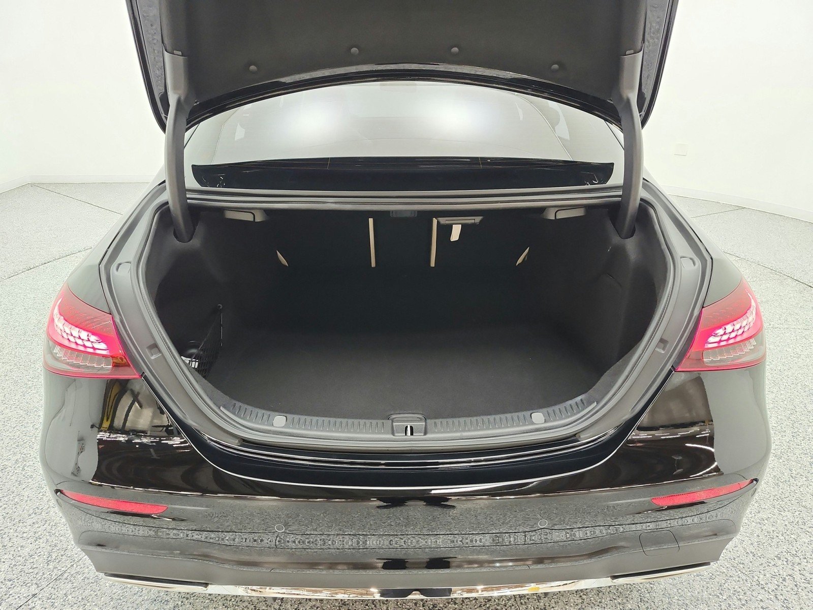 Certified Used 2023 Black Mercedes-Benz E 350 RWD Sedan image 19