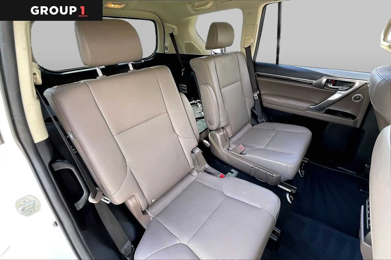 Certified Used 2022 Starfire Pearl Lexus Premium image 17