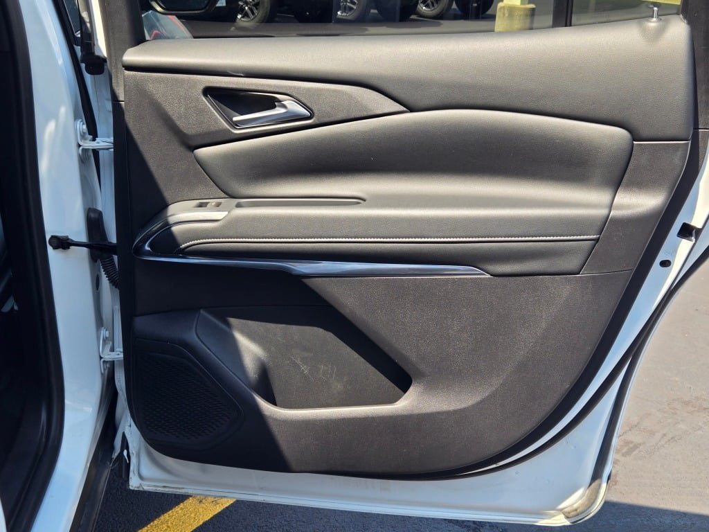2026 Chevrolet Traverse LT - Photo 10
