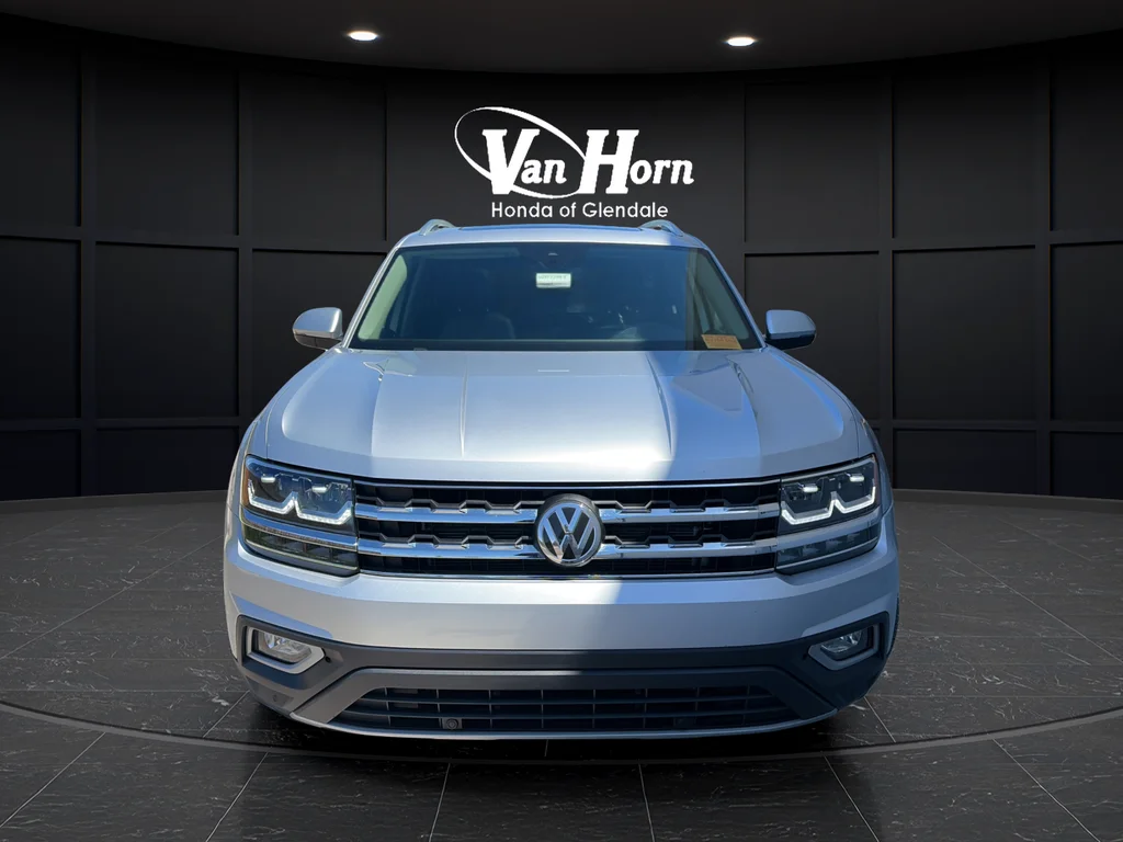 Used 2018 Volkswagen Atlas SEL with VIN 1V2MR2CA9JC503550 for sale in Glendale, WI