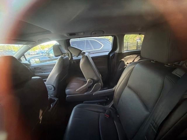 Used 2019 Black Honda EX-L image 10