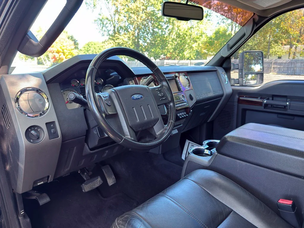 Used 2010 Black Ford Lariat image 17