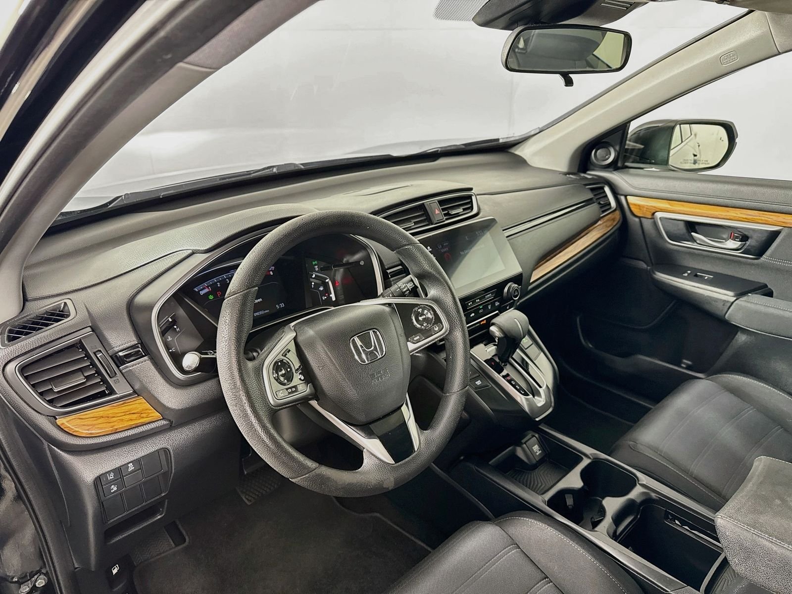 Used 2019  Honda EX image 9