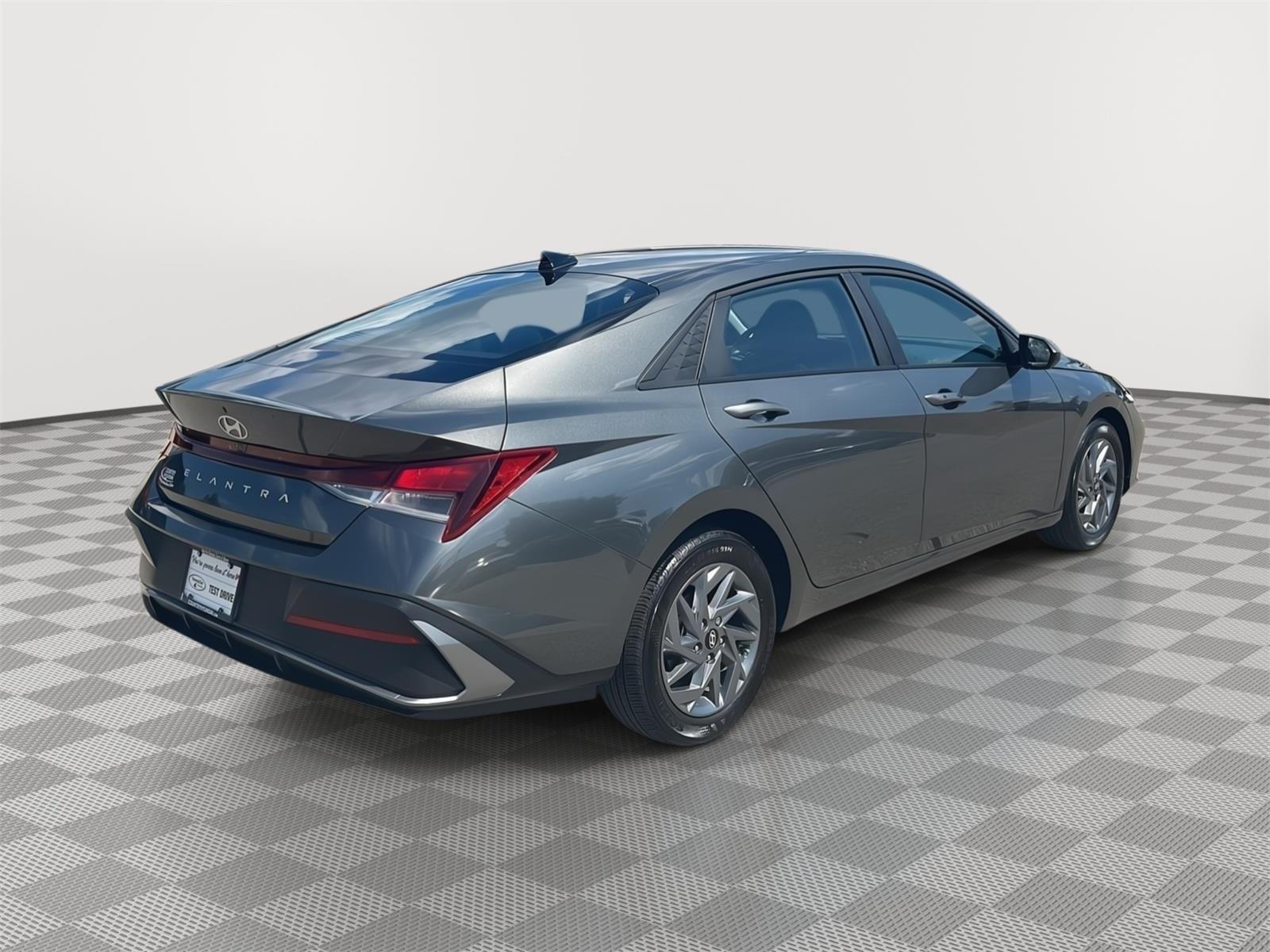 2024 Hyundai Elantra SEL - Photo 10