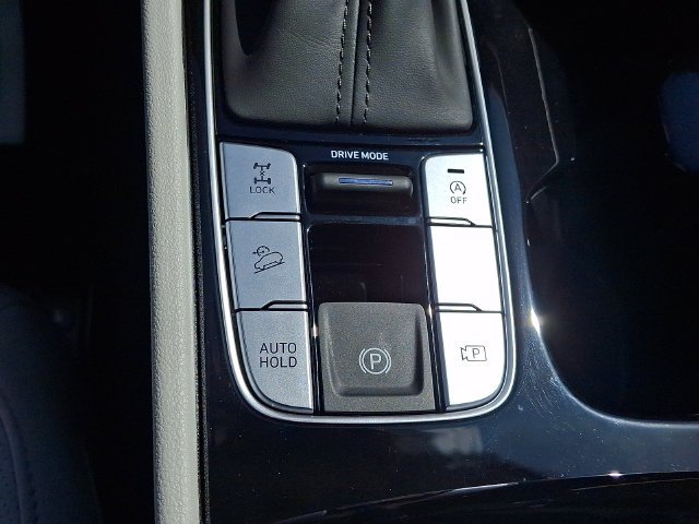 New 2026 White Hyundai SEL Premium image 17
