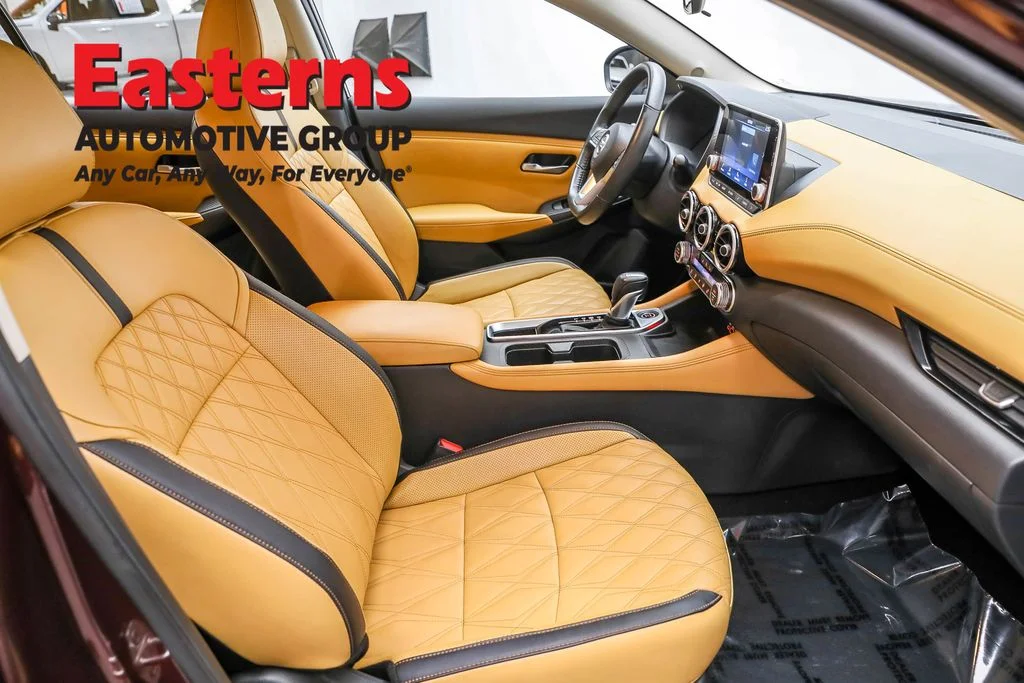Used 2022 Red Nissan SV image 23