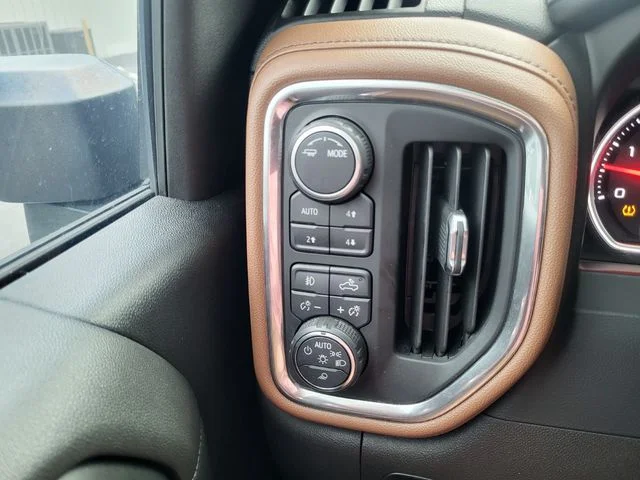 Used 2020 Black Chevrolet High Country image 24