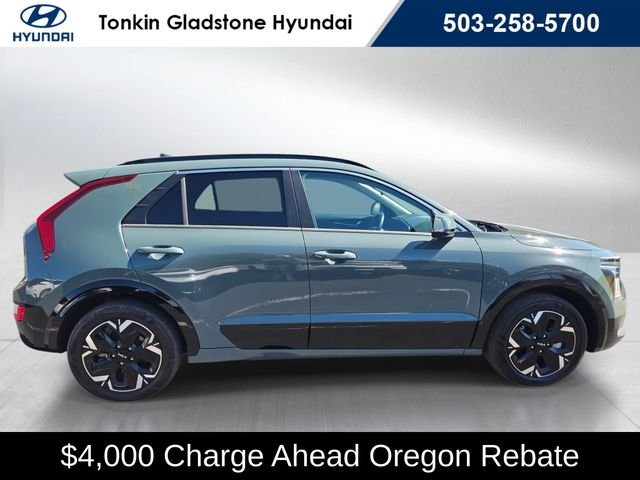 Used 2023 Kia Niro Wind with VIN KNDCR3L1XP5047056 for sale in Gladstone, OR