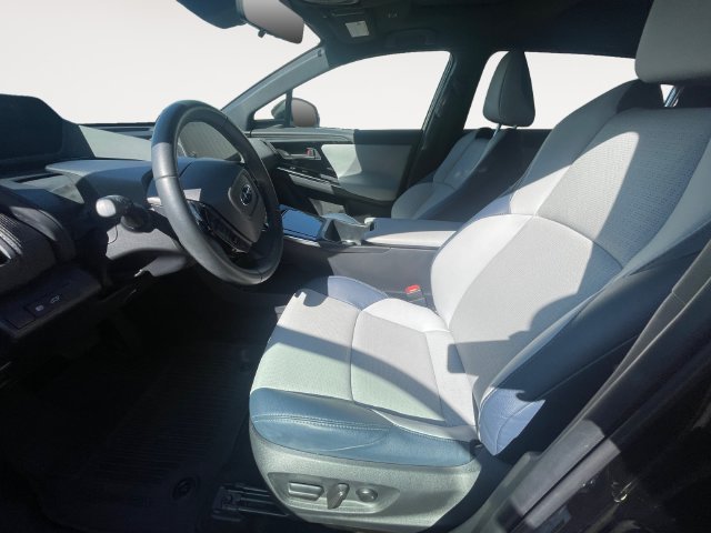 Used 2023 Black Subaru Touring image 9